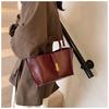 High-quality Handbag for Large Women Versatile Luxury Commuting Letter Shoulder Bag Fashiable Single-shoulder Crossbody Bag