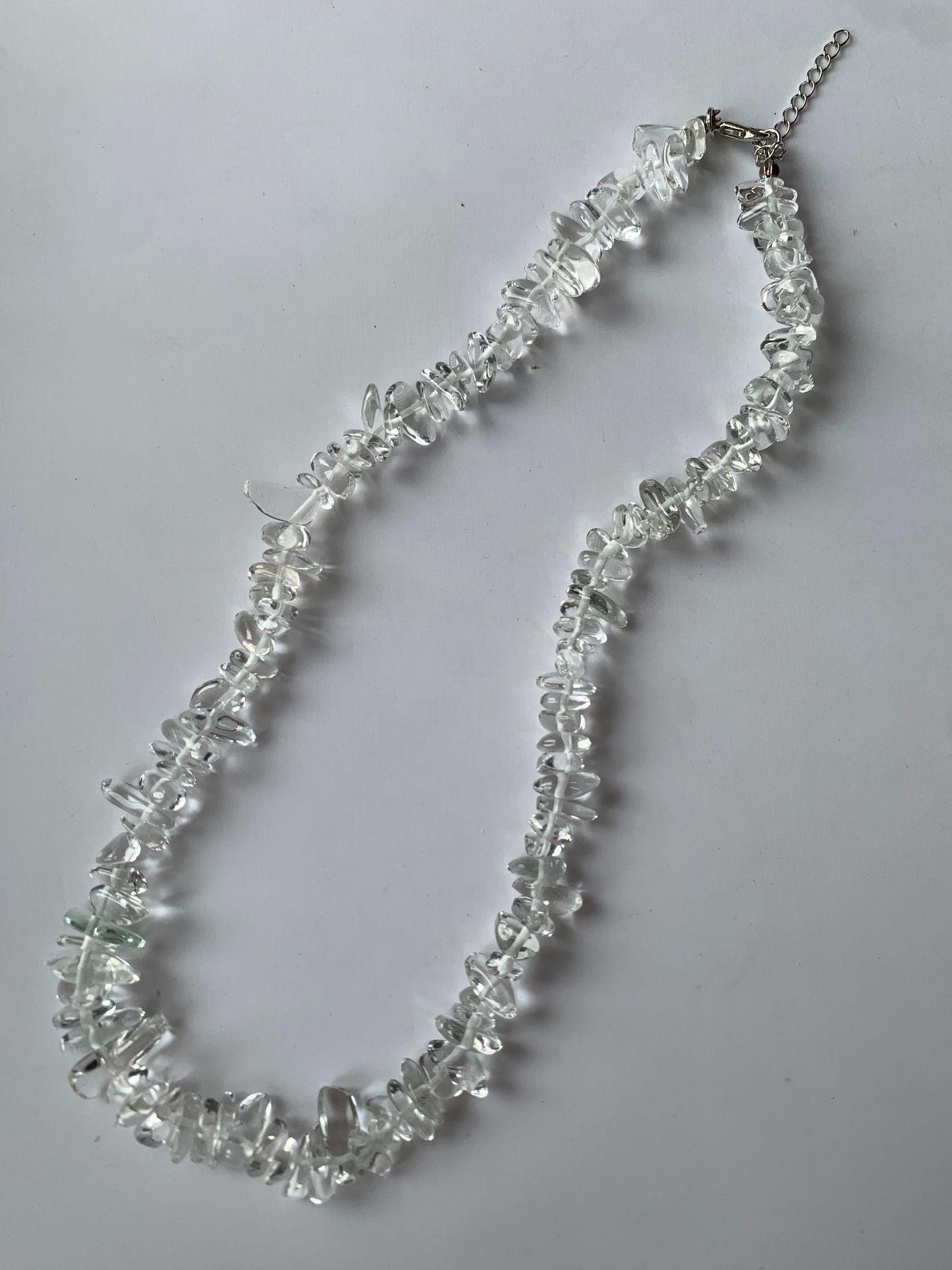 

Семицветный чокер из натурального дробленого камня и кристаллов - Ожерелье в пляжном стиле для весны/лета