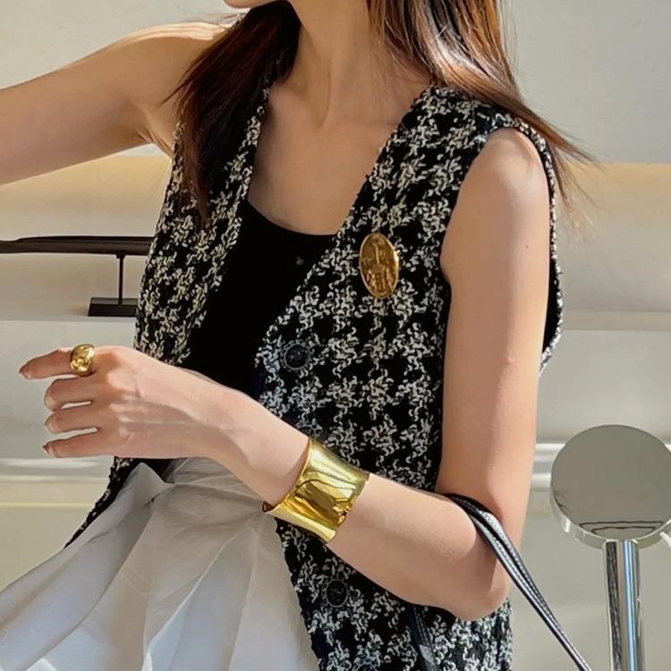 Wide Band Polished Open Bangle: Luxury Exaggerated Women's Bracelet/Armlet