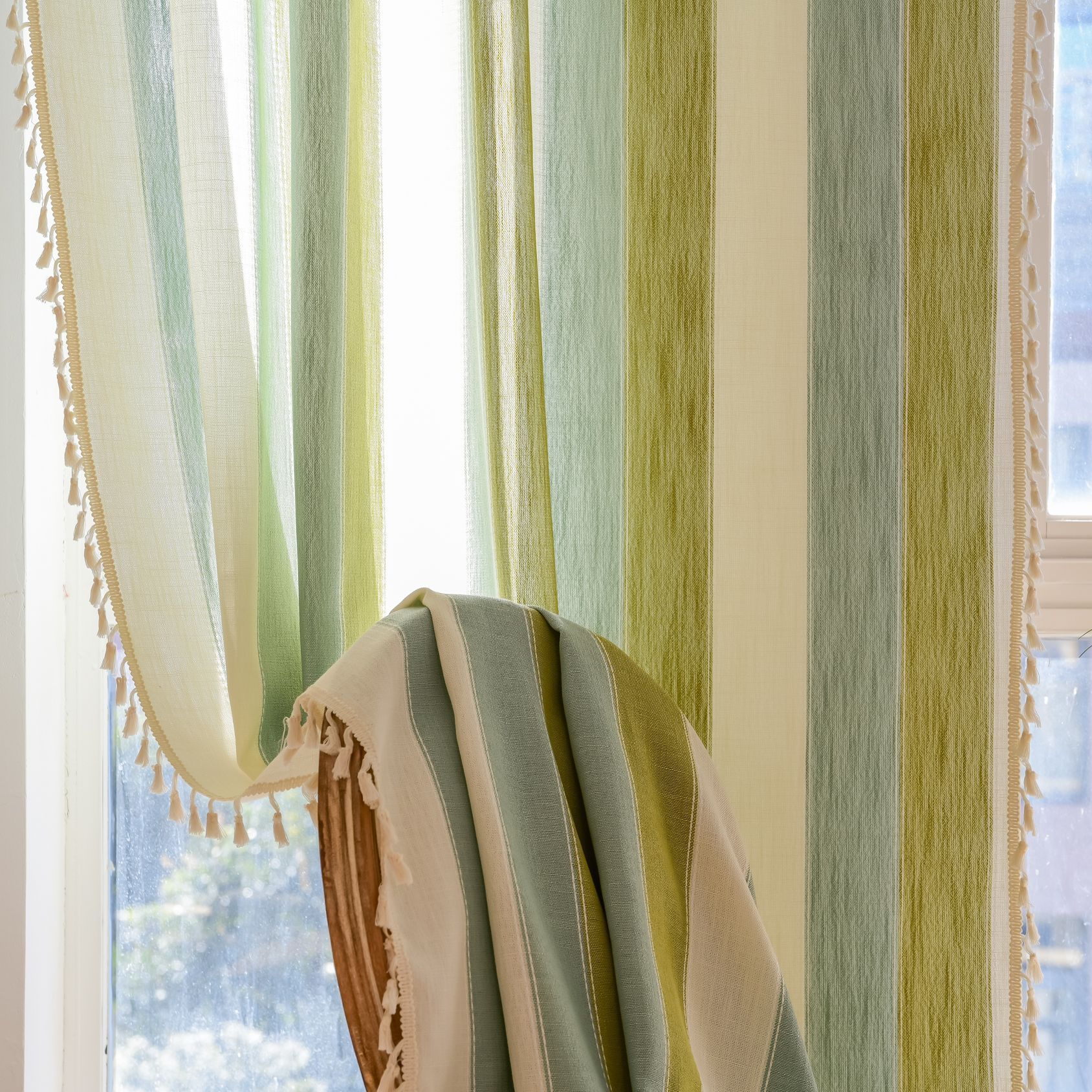 

Bohemian Colorful Striped Tulle Curtains Tassel Semi Blackout Window Drapes for Kitchen Coffee Shop Home Decor 45-275cm Height W132xH45cm&1pc зелёный