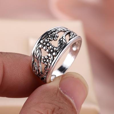 Vintage Silver Color Rings for Women Hollow Flower Shape Ring Fashion Fine Jewelry Gift