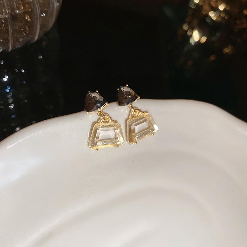 Super Flash Diamond Purple Flower Pearl Stud Earrings French Earrings