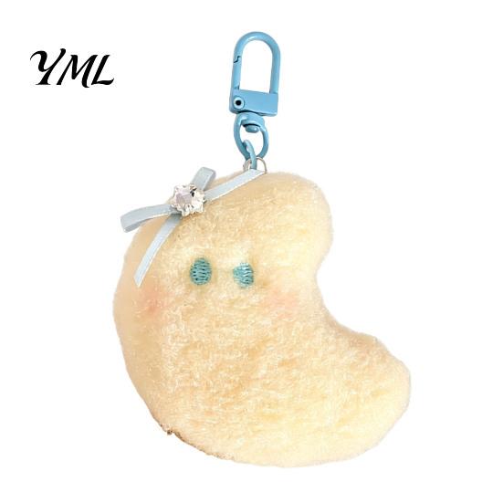 Cute Keepsake Gifts for Events Star Moon Plush Pendant, Keychain Charm Fluffy Shaped Decorations with Lobster Clasp, Soft Stuffed Pendant Schoolbag