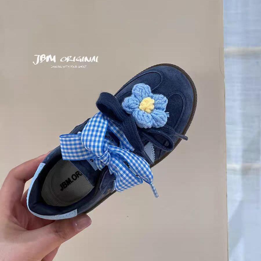Korean Children's Casual Shoes Fashionable Retro Sports Shoes Lace Pearl Bow German Training Shoes