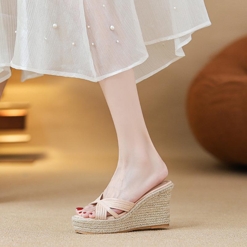 

French woven platform open-toed sandals women s outer wear wedge heel cool slippers cross belt casual high heels 2025 new 34