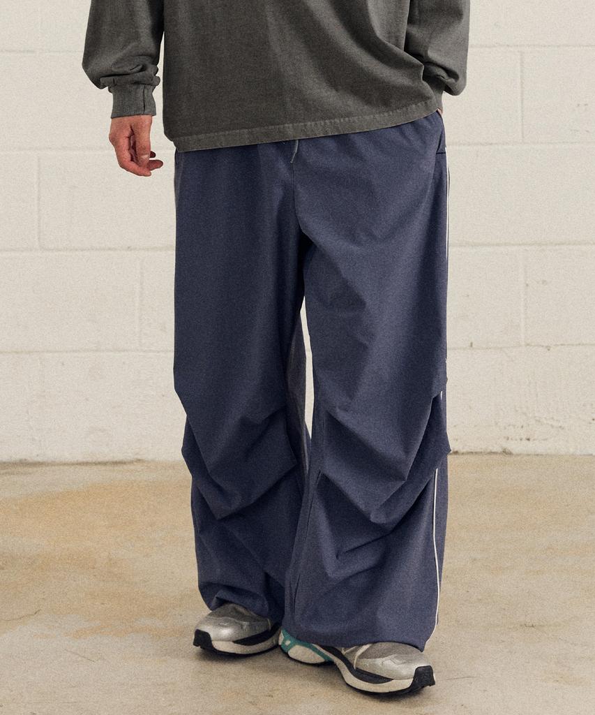 FILLUMINATE Nylon Two-Tuck Piping Pants - Blue