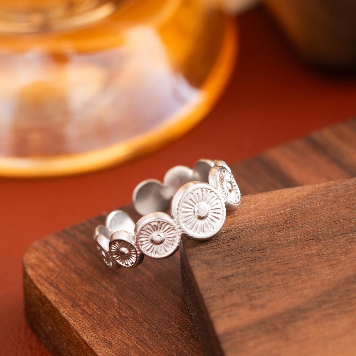 Geometric circular stainless steel open ring - Women s simple ring