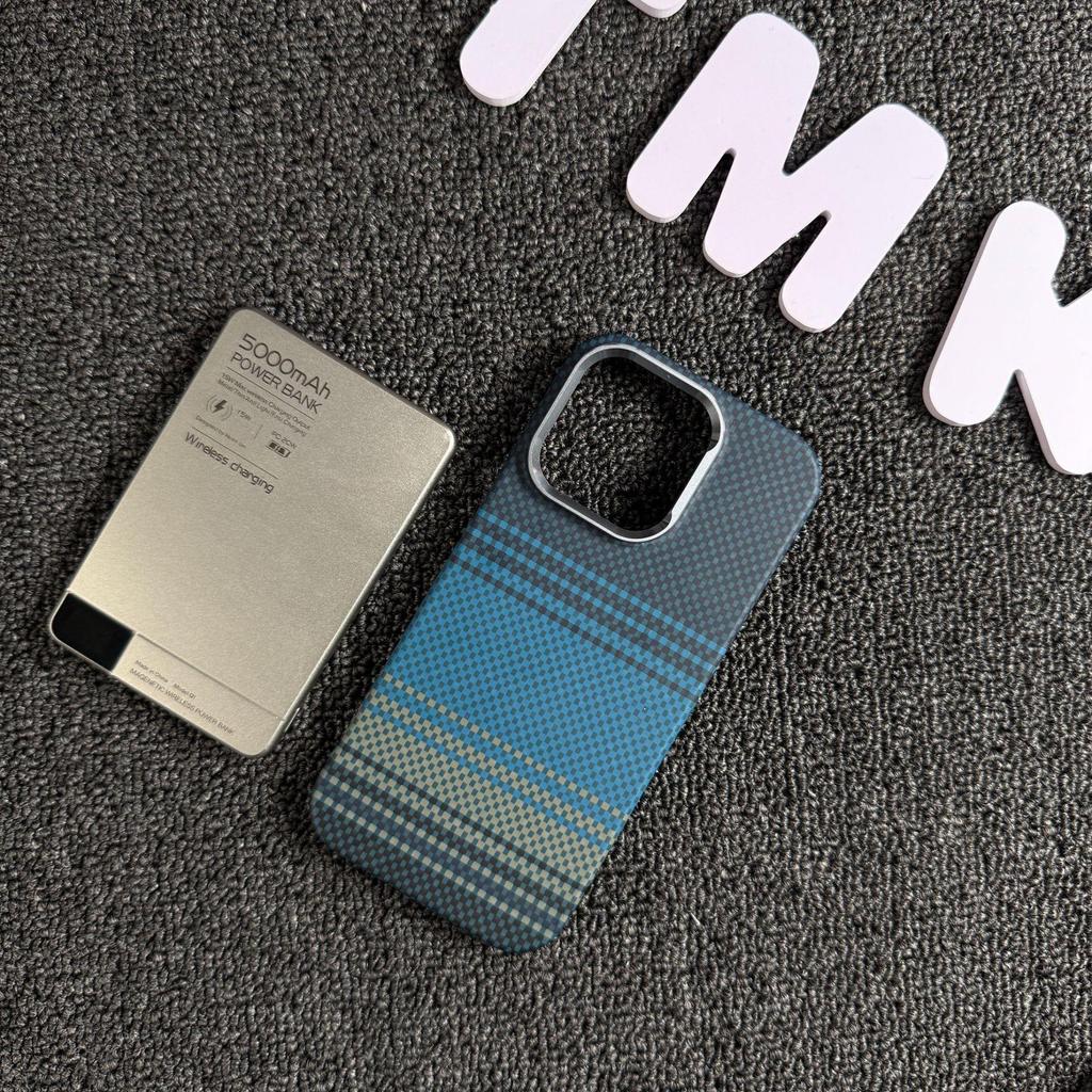 iPhone18PROMAX Kevlar Half-pack Magnetic Mobile Phone Case for Apple 17 Premium Hard Protective Case 16