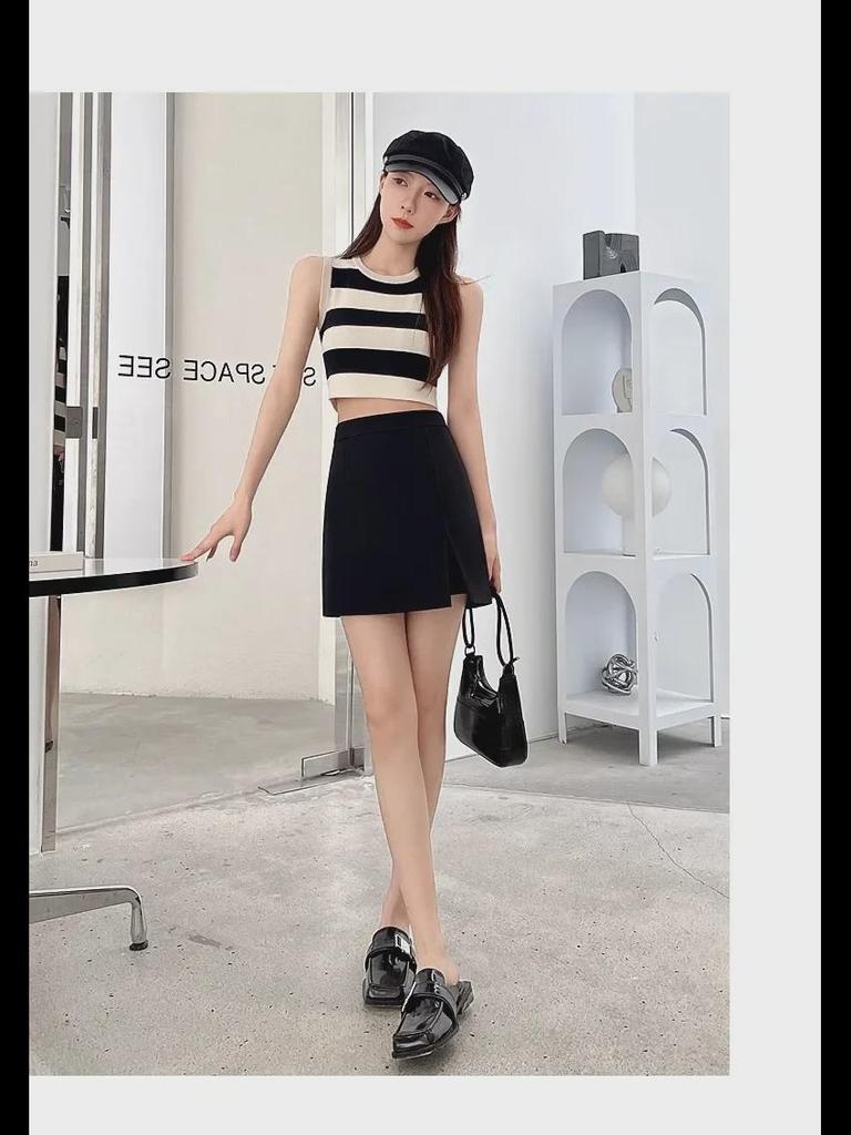 Women's High-Waist Black A-Line Skirt with Hip-Covering Design for Spring and Autumn 2023