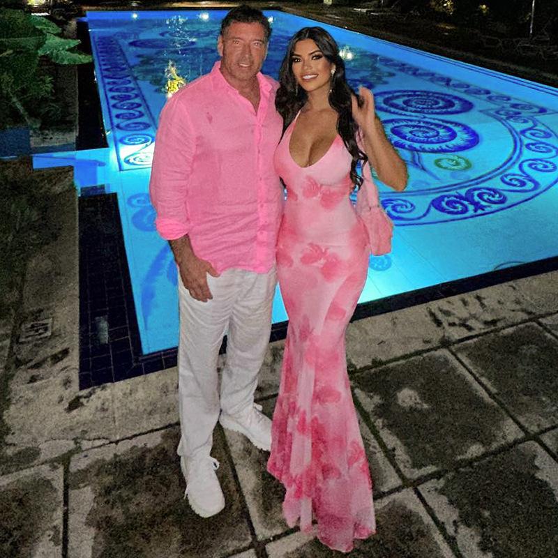 Rochie lungă, subțire, coadă de pește, fără spate, imprimată casual de vară