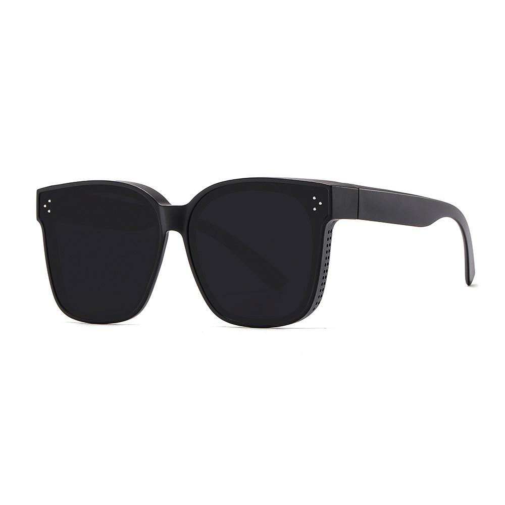 Trendy Polarized Clip-On Myopia Sunglasses for Men and Women, Anti-UV and Perfect for Driving
