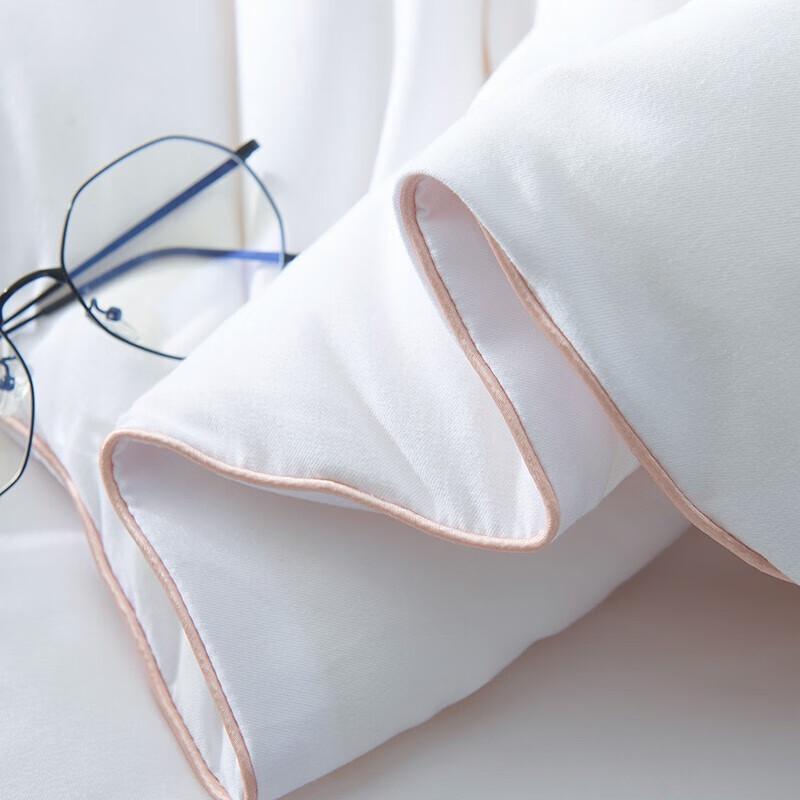 Dohia Soft Skin-Friendly Soybean Fiber Comforter