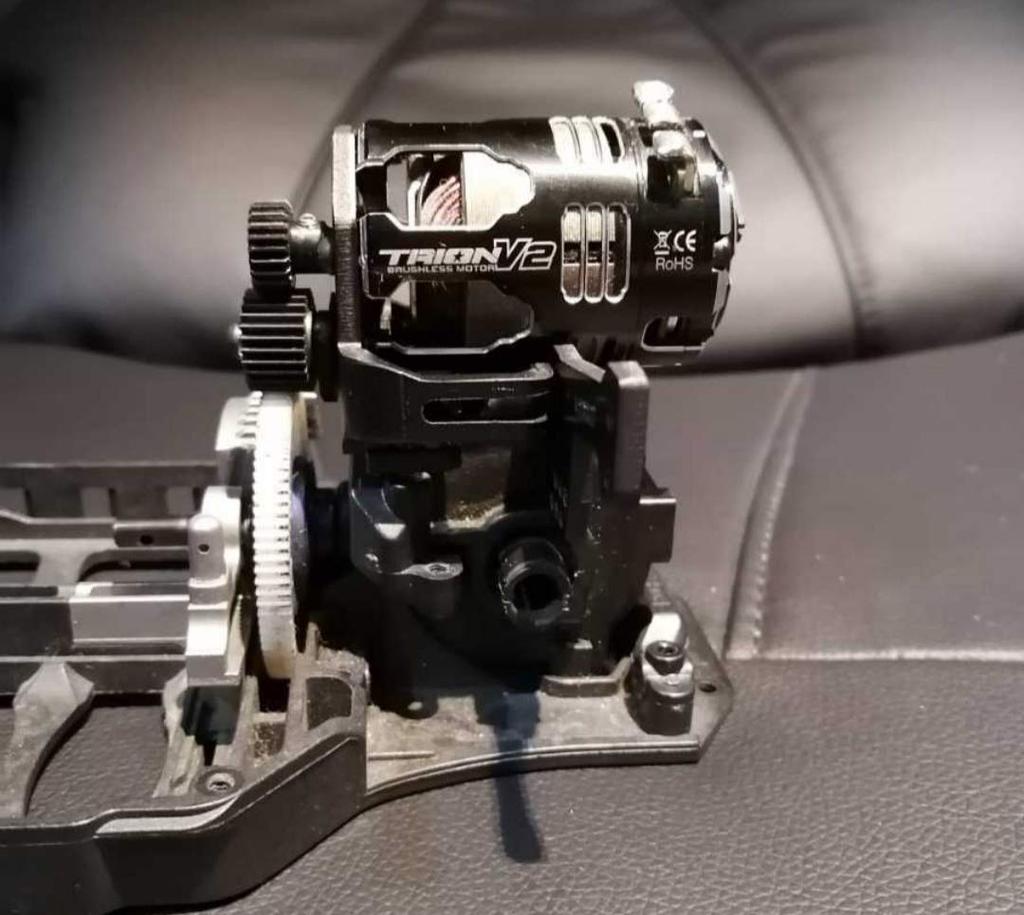 MetalGarage Original Product: YOKOMO Gearbox Motor Mount (MGYP14) for Drift Package