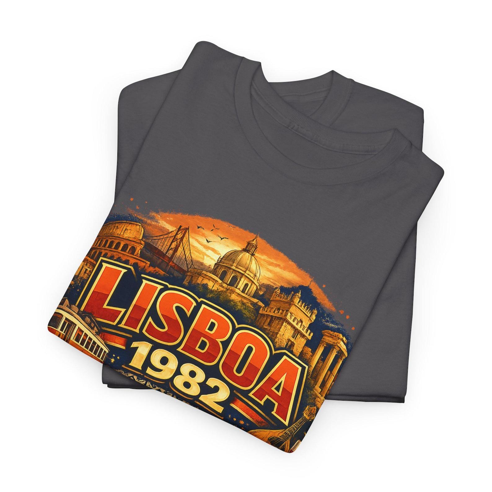 Lisboa 1982 Vintage Portugal Graphic Tee | Lisbon travel souvenir L