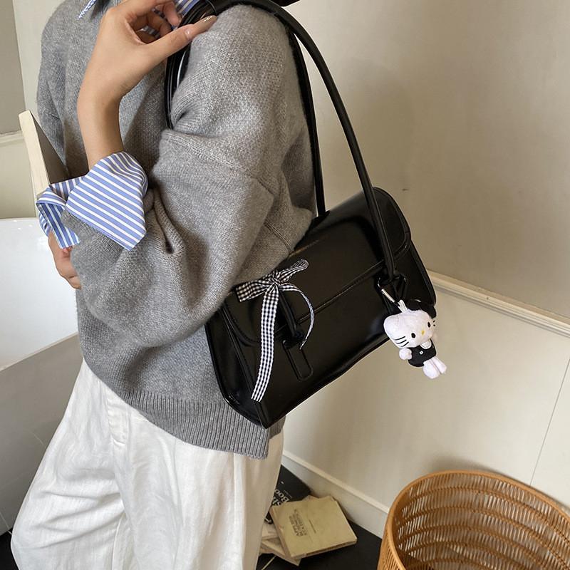 IELGY Ladies Underarm Bag Large Capacity Oil Wax Leather Shoulder Tote Bag No Pendant
