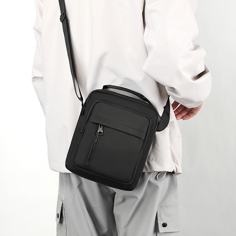 Fashion Simple Men Bags Handbag Bag High Quality Nylon Crossbody Bag For Man Morden Trends Men Shoulder Bag Presents For Men Sac