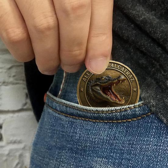 Crocodile Challenge Coin Heavy Duty Alloy Carved Crocodile Souvenir Coin