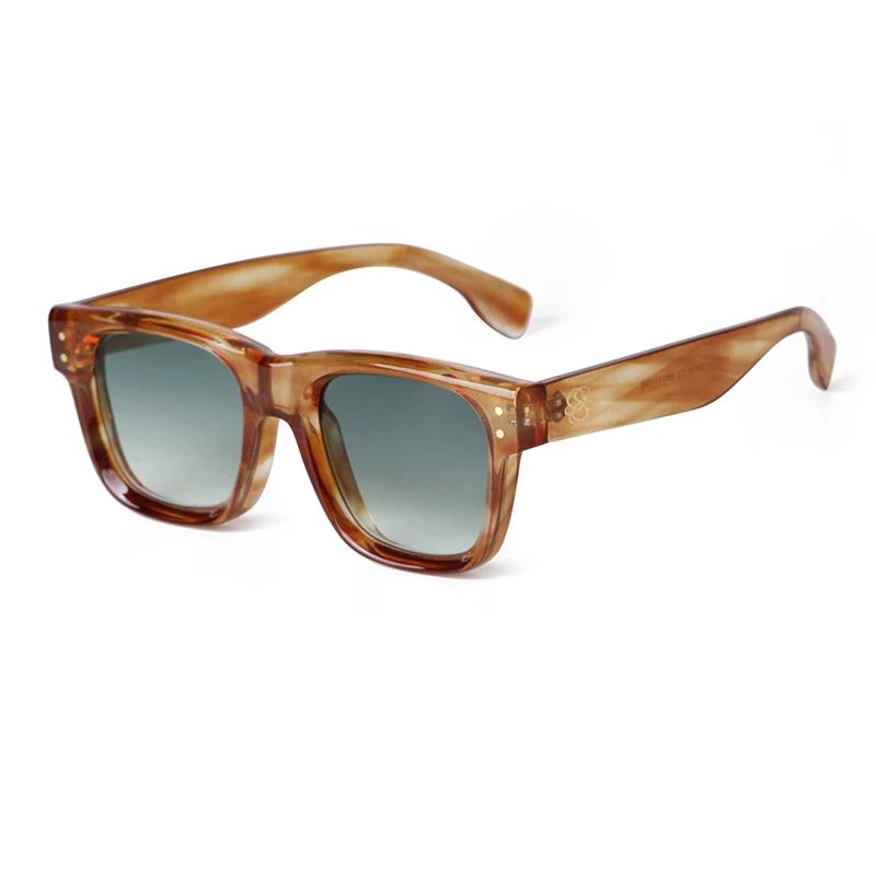 Classic Rivet Square Sunglasses Women Men Vintage Tortoiseshell Frame UV400 Protection Fashion Sun Glasses S24115