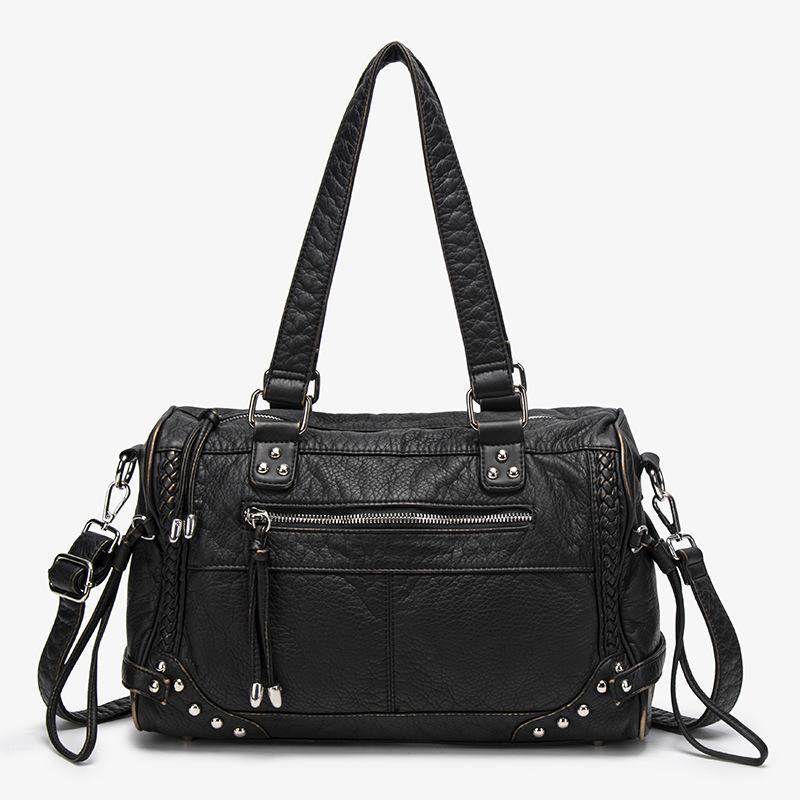 Fashionable Women's Rivet Tote Bag, Retro Washed Water Spicy Girl Commuting Single Shoulder Crossbody Motorcycle Bag