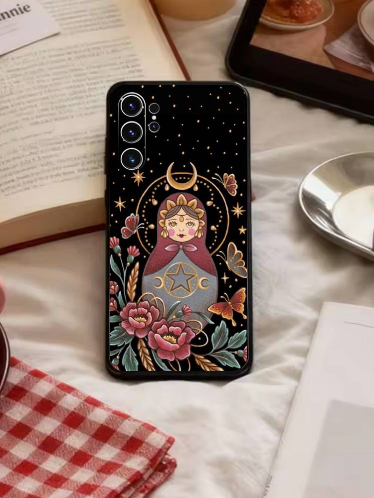 Russian Dolls Matryoshka Phone Case For Samsung S26,S25,S24,S23,S22,S30,S21,Ultra,Plus,FE 5G Black Soft Cover