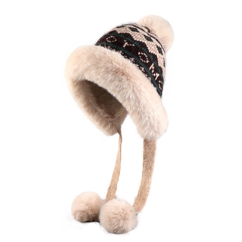 

Шапка женская зимняя вязаная теплая и холодостойкая, с отворотом и утолщенная, подчеркивающая лицо и маленькие ушки One Size темно-зеленого