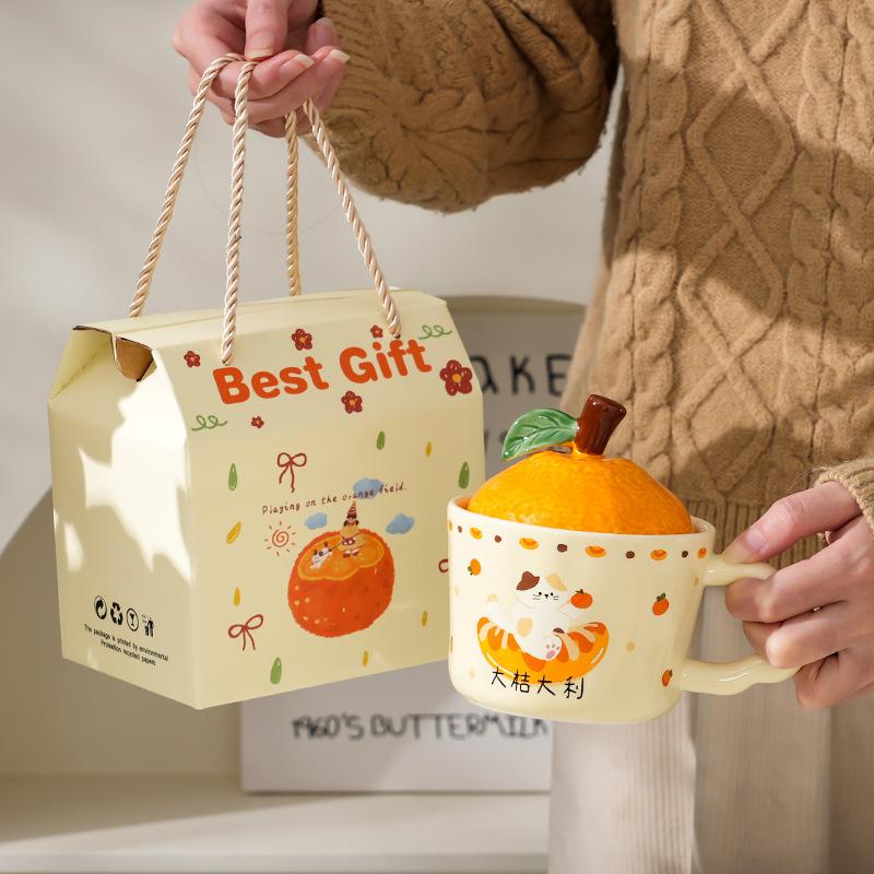 

Керамическая кружка высокой ценности с крышкой, милая офисная парная кружка для воды, подарочная коробка, креативный новогодний сувенир 301-400ml