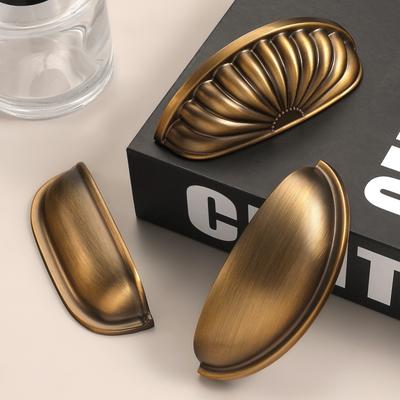 Antique Shell Shape Kitchen Accessories Wardrobe Closet Door Pulls Bedside Table Pull Furniture Handle Kitchen Cabinet Handles 2