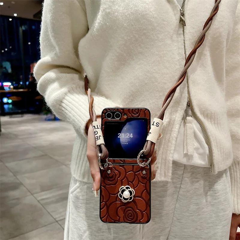 Crossbody Leather Flower Phone Case for Samsung Galaxy Z Flip 6 5 4 3 Flip6 Flip5 Flip4 Flip3 5G Hard Shell Shockproof Cover