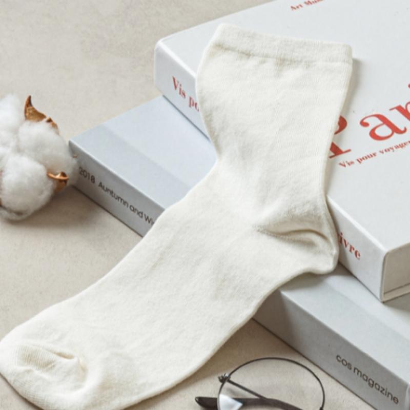 Monfoot Men S baSic Mid Calf SockS White