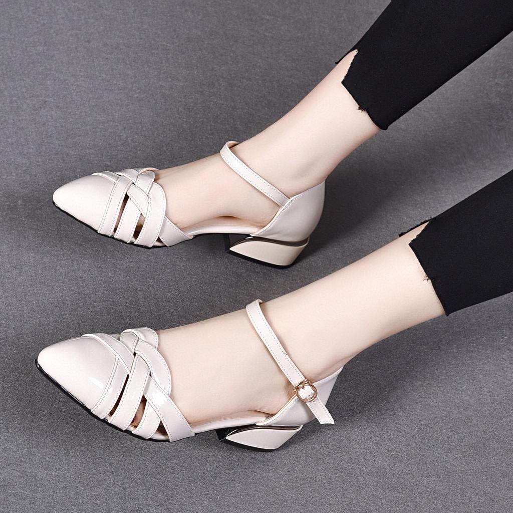 Pointed sandals women's summer woven one-button hollow flat-soled sandals cow patent leather low-heeled women's sandals