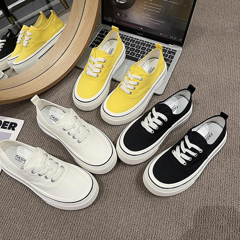 Thick Soled Women Canvas Shoes White Low Cut Casual Designer Sneakers with Versatile Straps