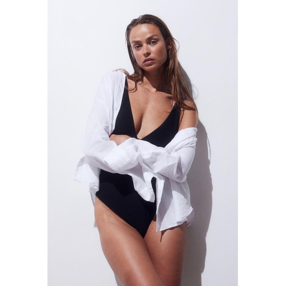 

H M HigH Leg Ribbed swiMsuit Black