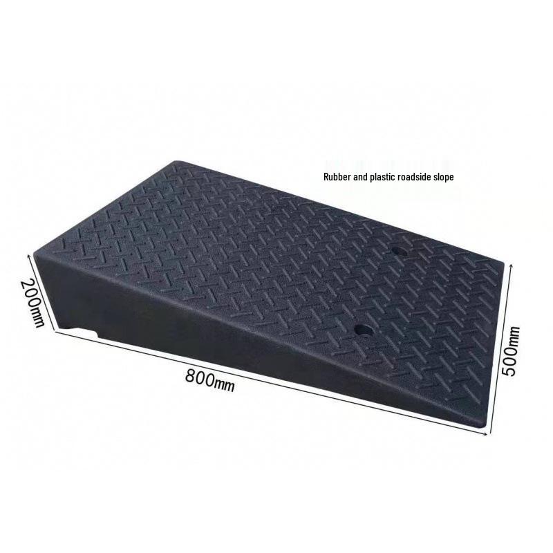 Rubber-Plastic Car Ramp: Slope Mat, Curb Edge, Uphill Climb, Triangle Speed Bump