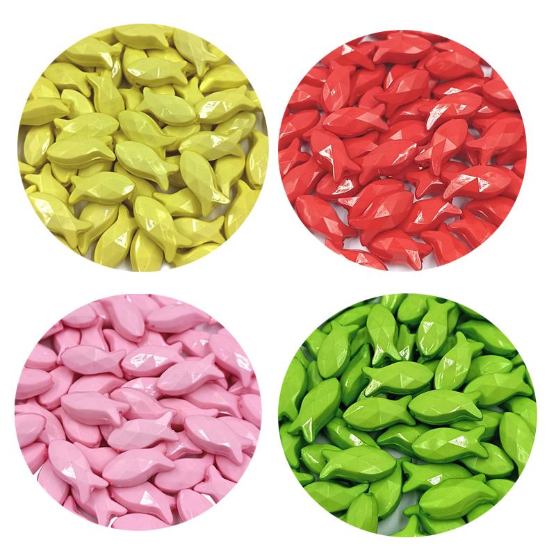 Yaratıcı Şeker Rengi Popüler Aksesuar Yapımı Düz Renk Parlak Gevşek Boncuklar 20 adet 8*18mm Lot Kendin Yap Bileklik Kolye İçin Yeni Akrilik Balık Şekli