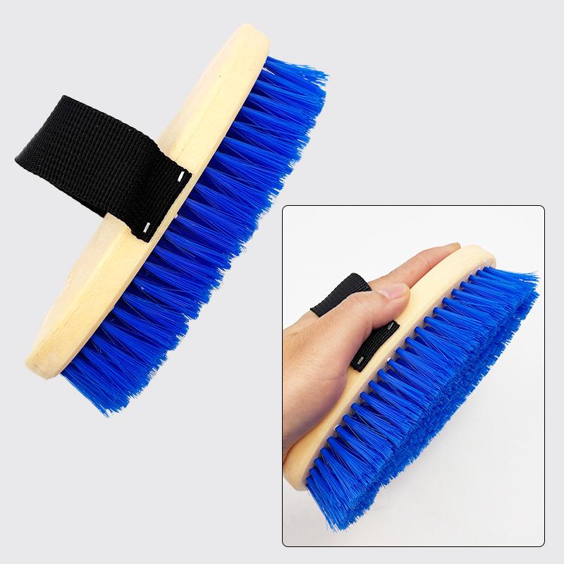Comprehensive Horse Grooming Kit: Brushes, Comb, Sweat Scraper & More