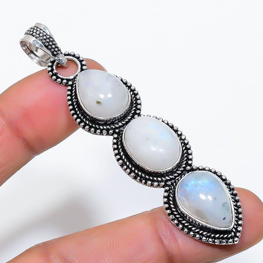 

Rainbow Moonstone Gemstone Handmade Jewelry Pendant 2.76 VR-4238
