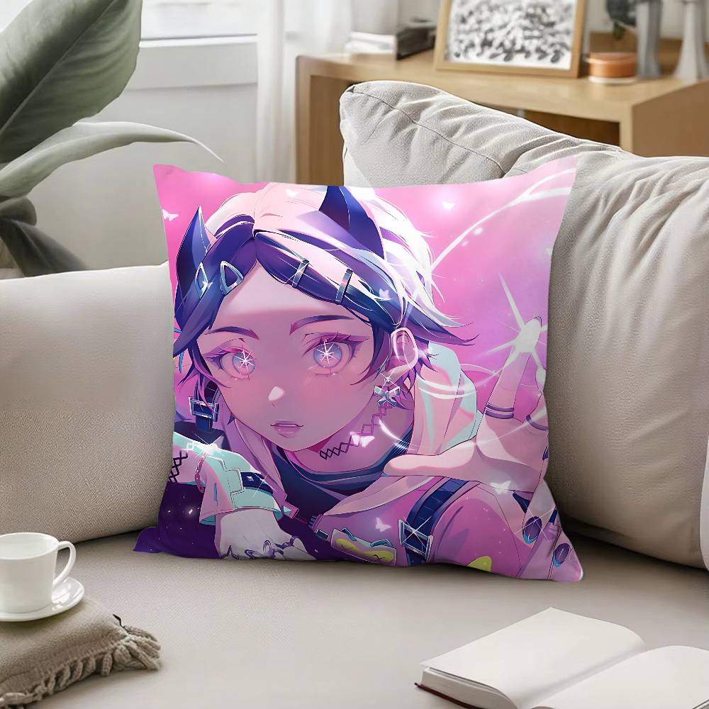Cute C-Clove V-ValorantS Throw Pillow Covers Pattern Cushion Cover Suitable For Sofa Bedroom Car Pillow Cover