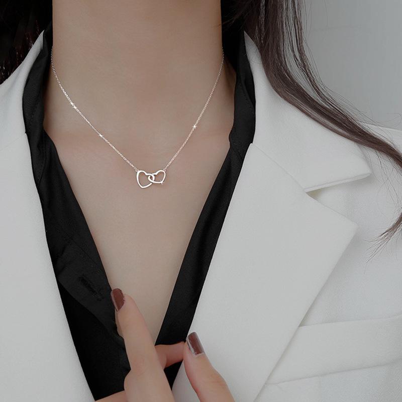 Titanium Steel 18K Love Double Ring Necklace - Female Heart-to-Heart Clavicle Chain Pendant
