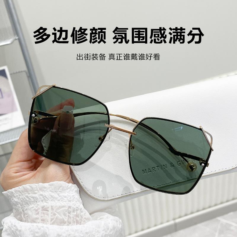 New style women's sunglasses with UV protection JS8566Trendy street-style metal nylon sunglasses for driving