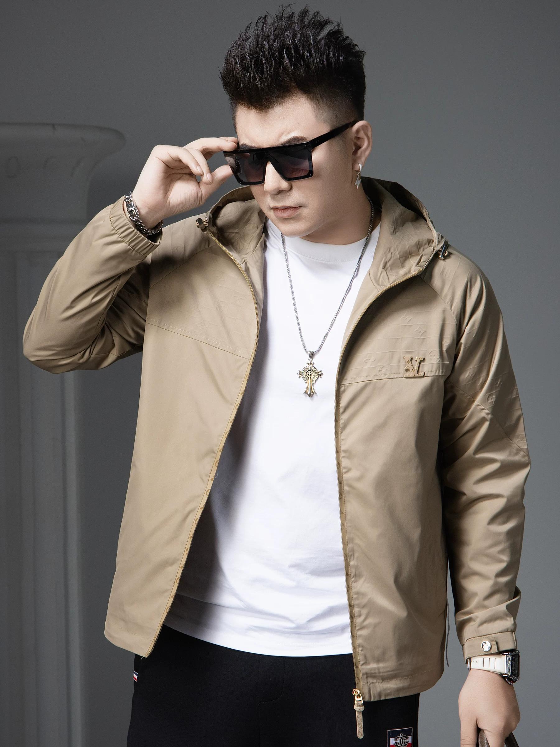 European Trendy Brand Badge Hooded Jacket Men s 2025 New Autumn Fashion Casual Top Windproof Jacket Men s Clothing 2XL хаки