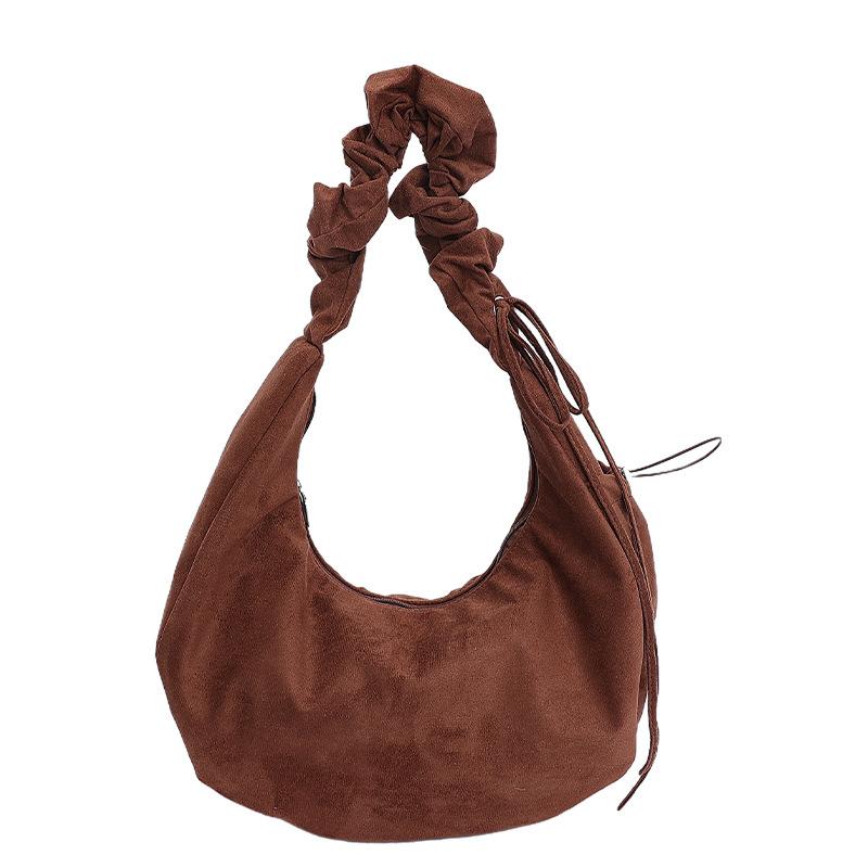 Simple and large-capacity pleated bag, new shoulder bag, cloud bag, fashionable small carry, portable messenger bag.