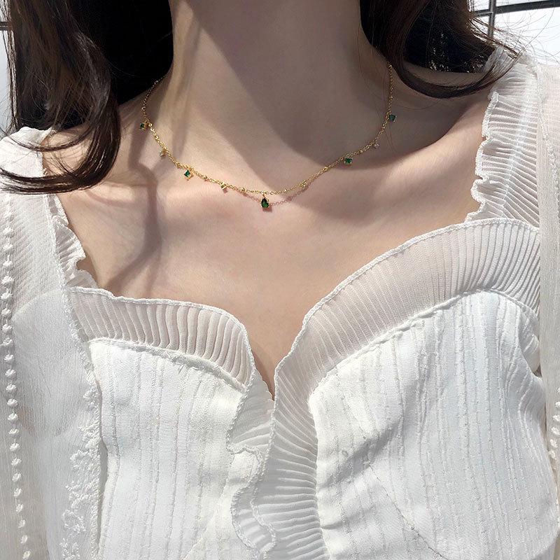 Full Body Retro Light Luxury Temperament Simple and Generous Japanese Water Drop Emerald Zircon Necklace Female