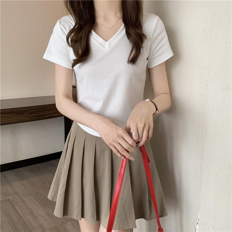 Women Solid V Neck Short Sleeve Curved Hem Slim Fit Cropped Casual Basic Tee Shirt