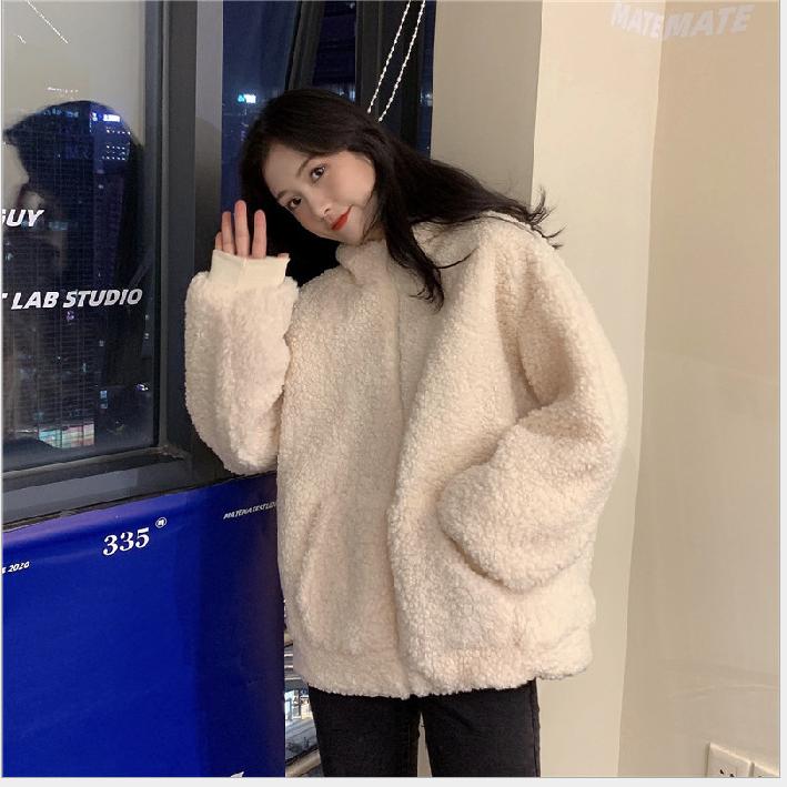 

Свитер с капюшоном из ягненка, женская зимняя одежда, корейский стиль, свободное платье, короткое пальто One Size бежевый