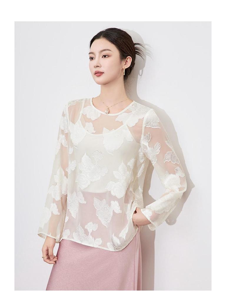 Elegant Georgette Cut-Out Long Sleeve Top - New Chinese Round Neck Style (2501209)