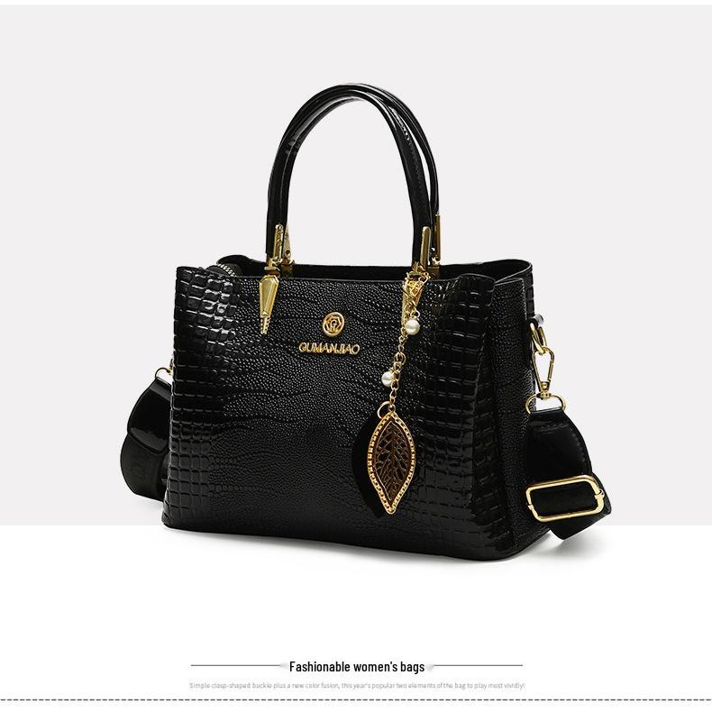 

Универсальная женская сумка из лакированной кожи – Вместительная сумка в стиле «мама» на плечо и кроссбоди чёрный