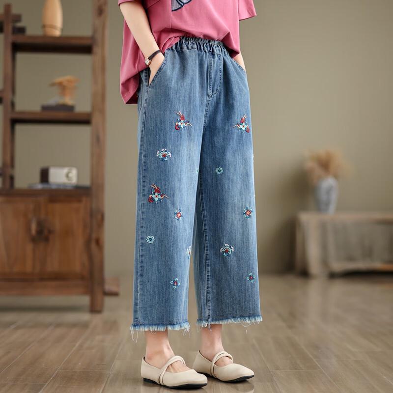 Langsha Women's Retro Embroidered Denim Capris
