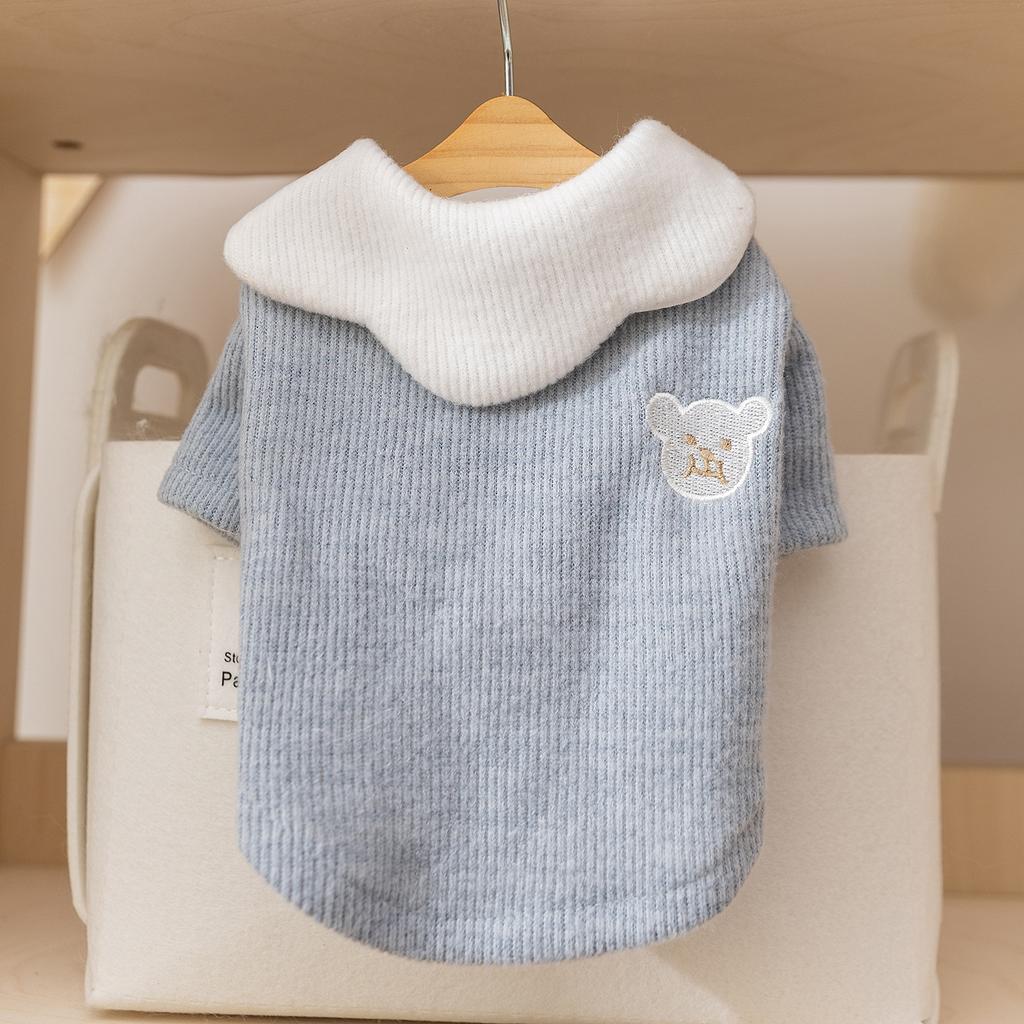 Autumn and Winter Cat Clothes Soft and Cute Two-color Button-down Bottoming Shirt Lace Lapel Collar Two Feet German Cat Hairless Cat Pet Clothes