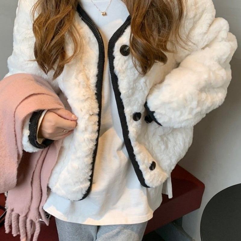 Lamb fur integrated coat women's autumn and winter new small loose thickened white wool top cotton clothes