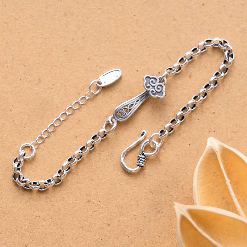 Chao Xiaobai S925 Sterling Silver Ruyi Luck-Turning Cloud Bracelet - Retro, Aged, Versatile, Personalized for Women.